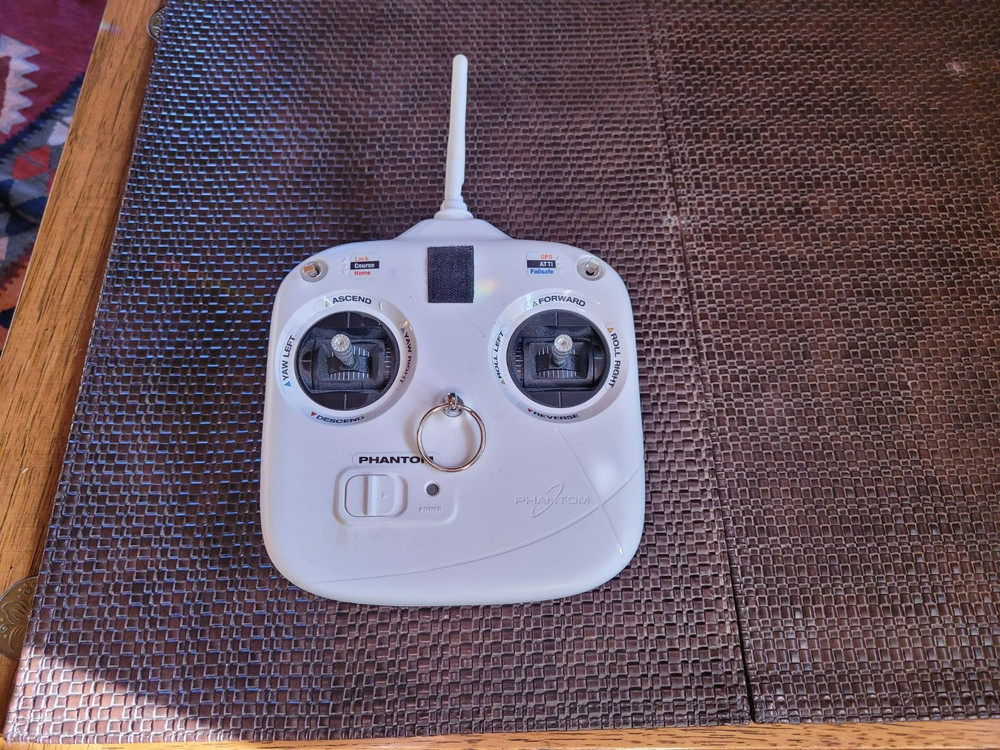 DJI Phantom Standard Quadcopter Camera Drone - White - NO CAMERA