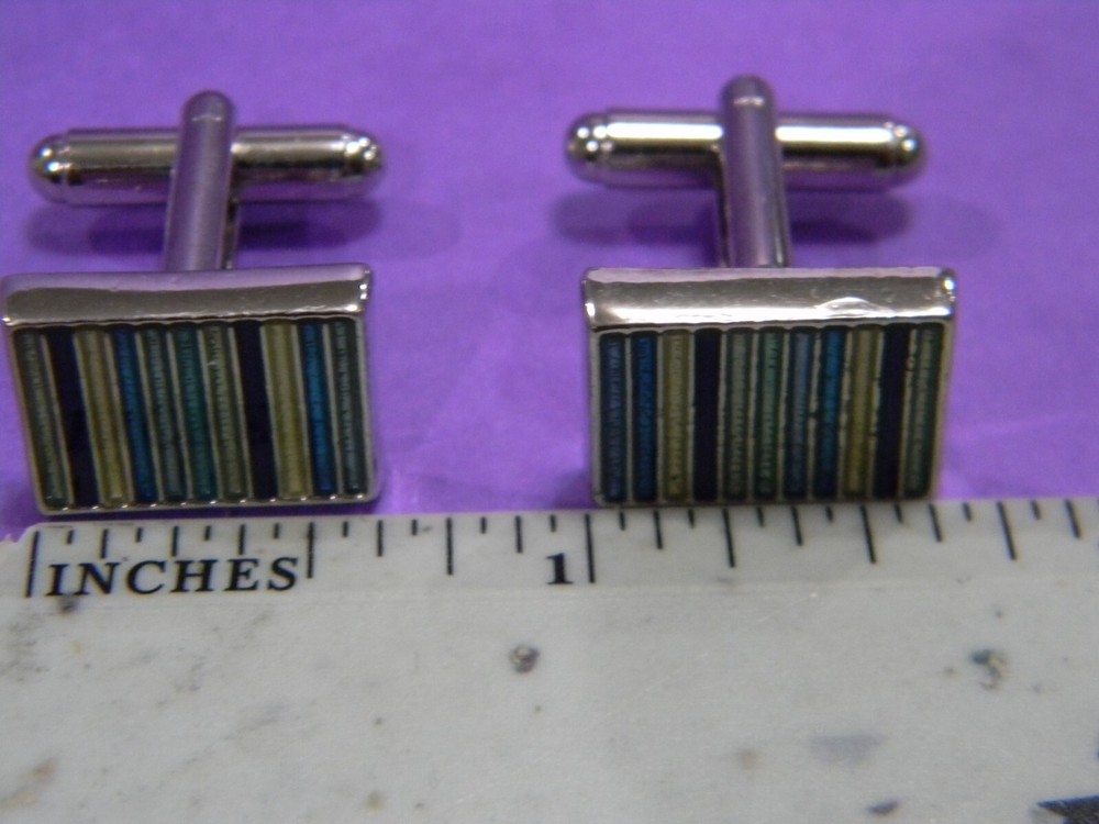 Pair Vintage MOET Enamel Scuff Links