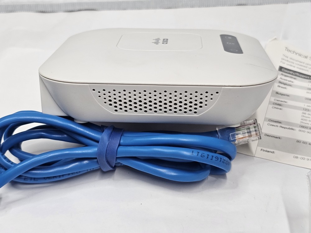 Cisco Wireless Wifi Access Point WAP121 Include Power Cord, Software, Paperwork