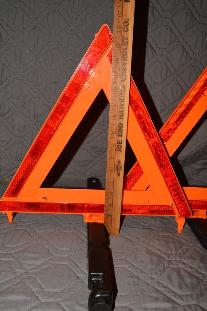 Signal-Stat Reflective Emergency Warning Triangles Set w/ Case – Roadside Safety