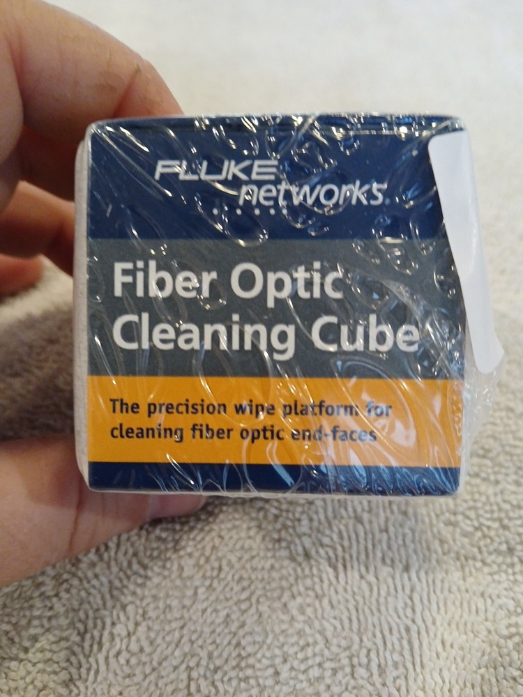 Fluke Networks NFC-CUBE Fiber Optic Cleaning Cube