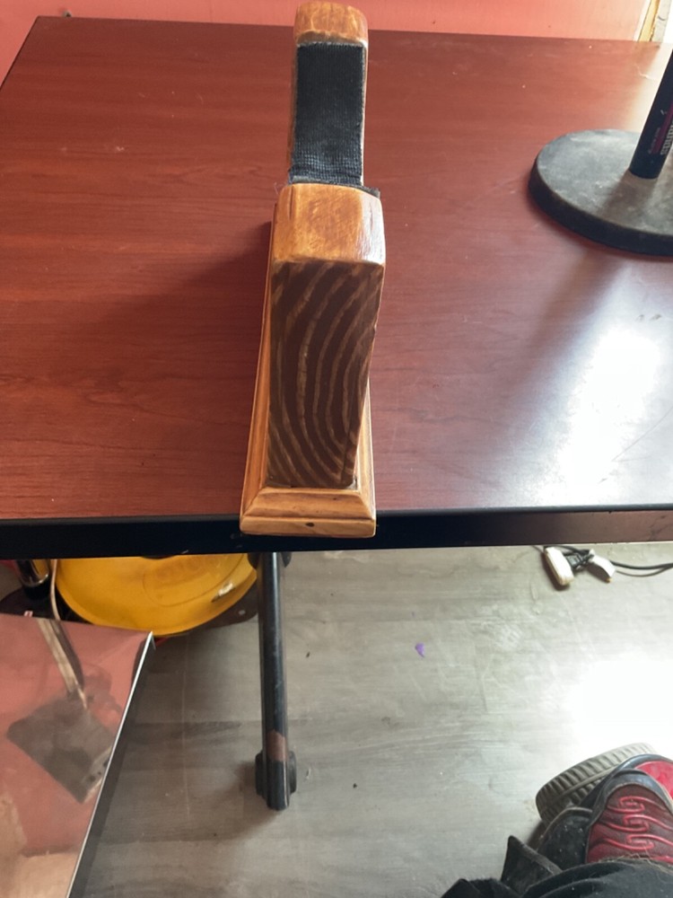 guitar luither guitar neck rest for large string instruments