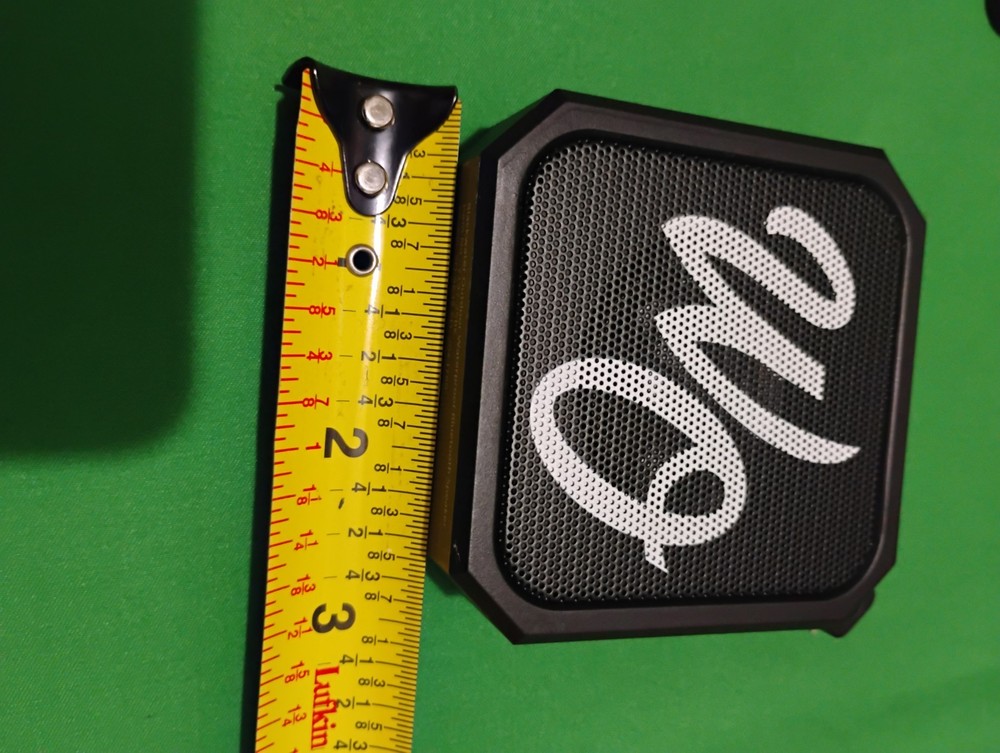 White Owl Bluetooth Speaker