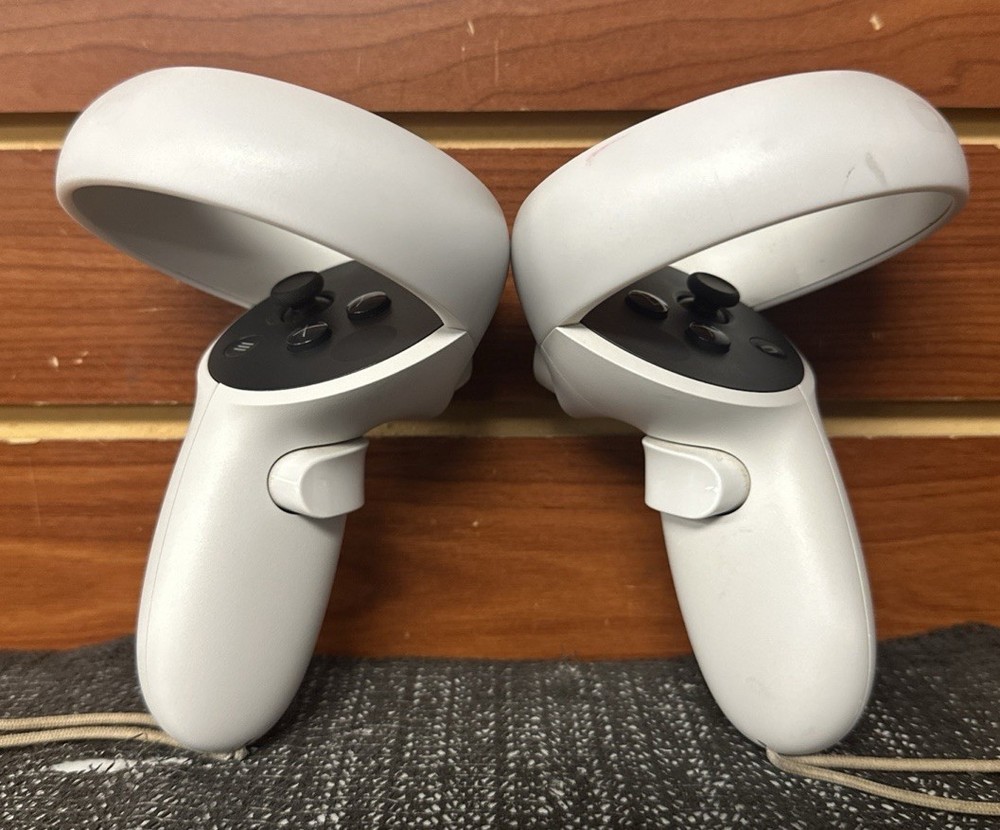 Oculus Meta Quest 2 VR Controller Pair Left and Right Controllers LX39EM-JD96CX