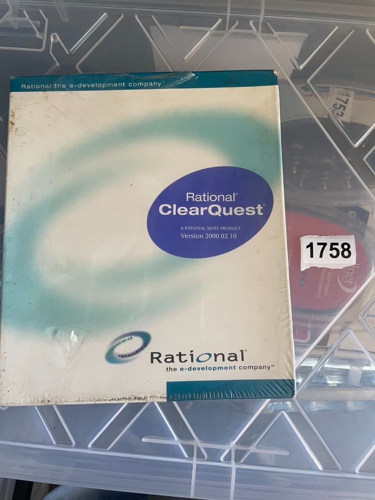 IBM Rational ClearQuest Suite version 2000 -- New in Box. Sealed -- REF 1758