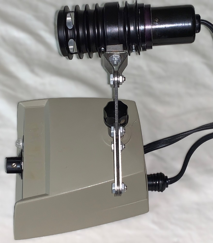 AO Scientific Instruments microscope Light Source model: 655