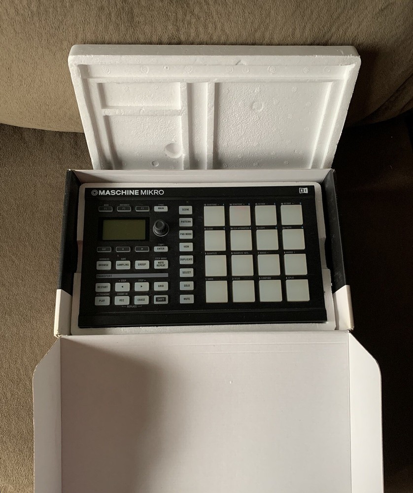 Native Instruments Maschine Mikro MKI MIDI Groove Controller