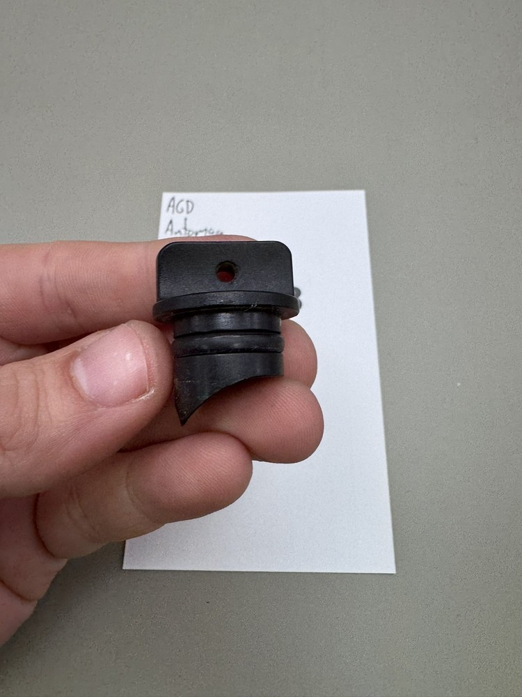 AGD Automag Power Feed Plug Black