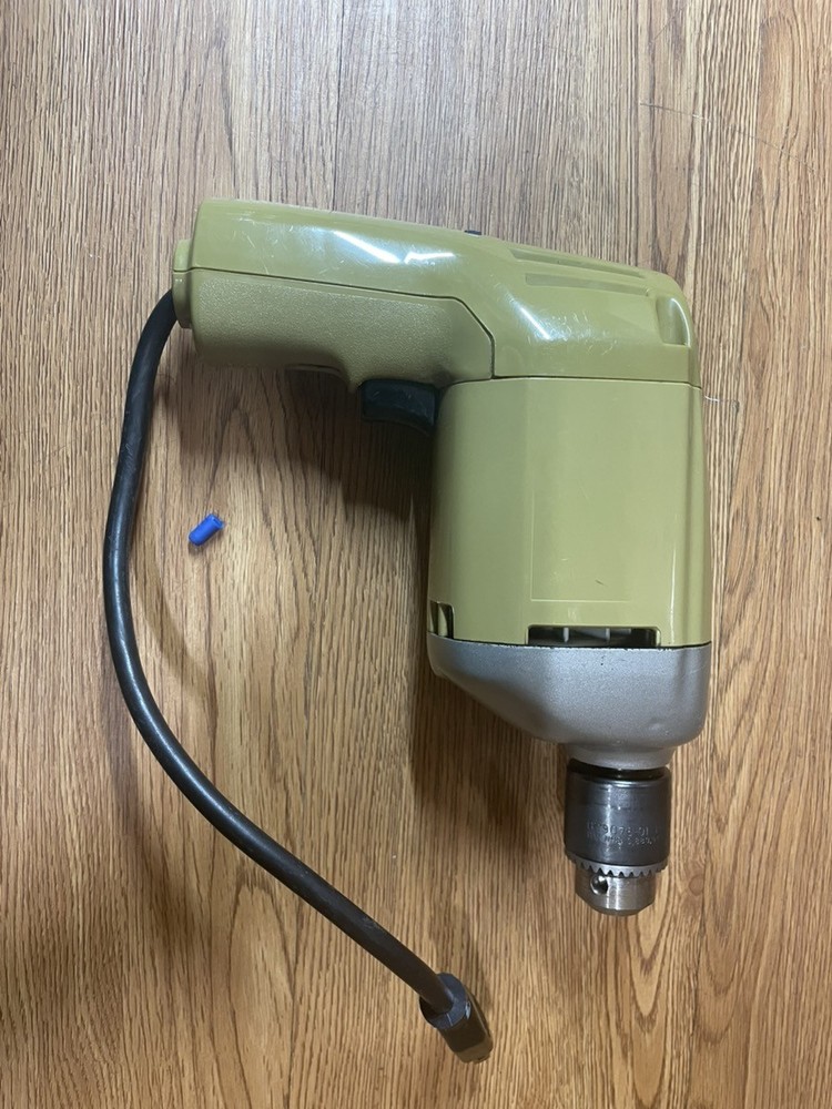 BLACK & DECKER 7127 (PSJ007584)