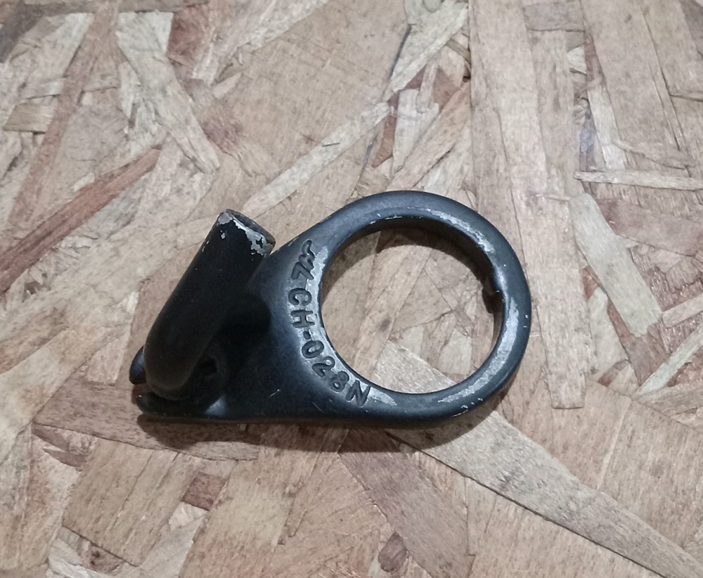 HL Alloy Front Brake Cable Hanger 1 1/8' Threaded