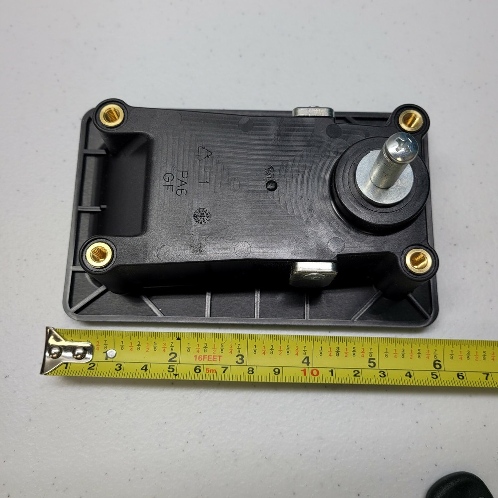 DLP 7082556 Keyed Handle, Paddle