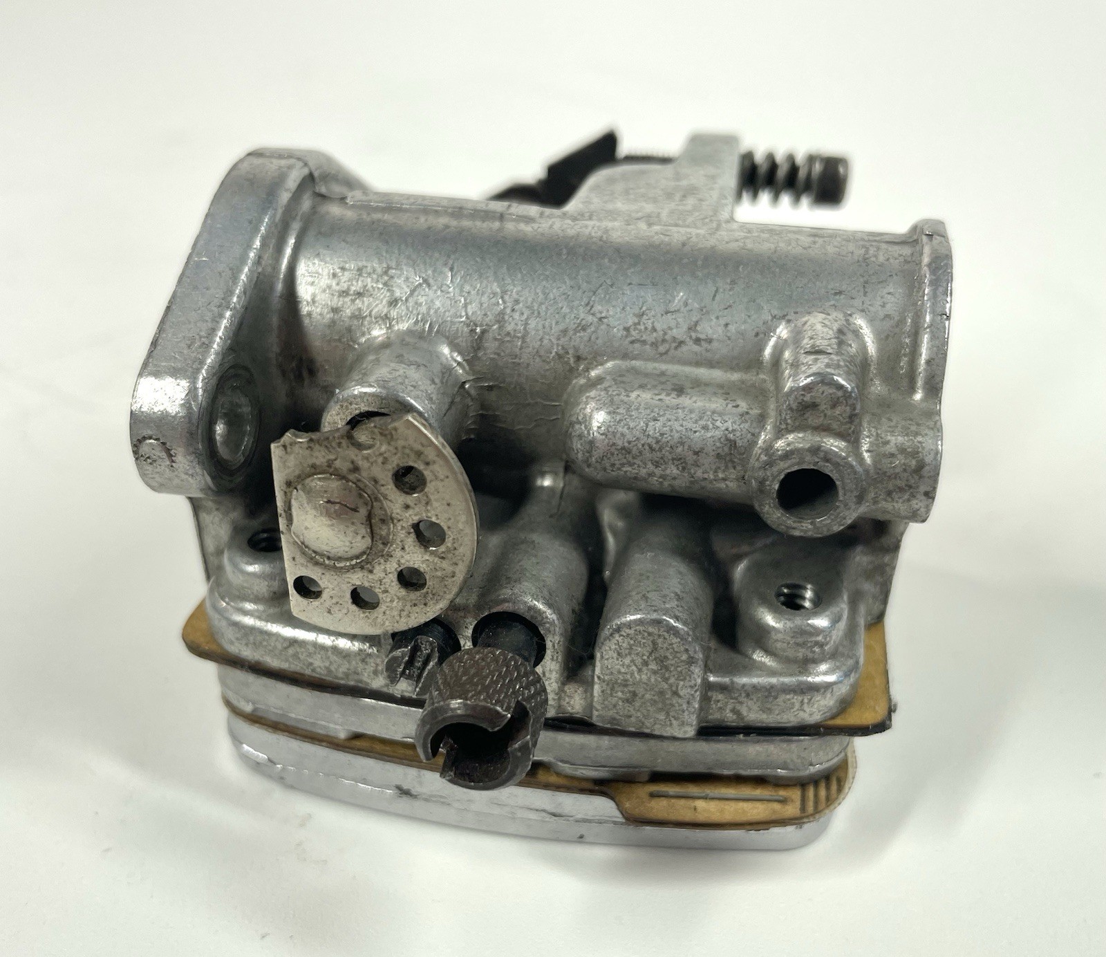 McCulloch Flat Back Chrome Carburetor 48890A Engine Go Kart Vintage Racing MC
