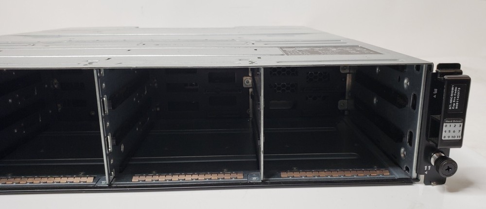 Dell Compellent SC200 - 3.5in [12] Drive Bay SAS Storage Array No HDDs