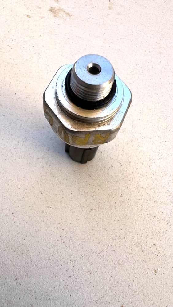 OEM AC Pressure switch 92CP20-3. (2a).