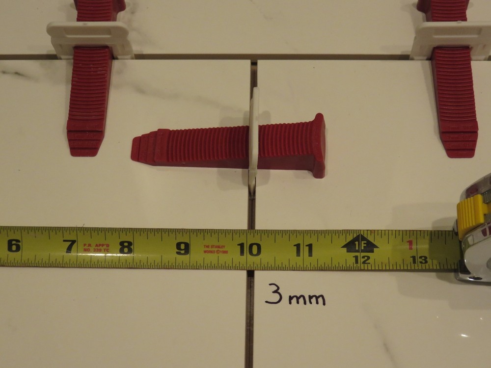 1/8" T-Lock 250 Clips - Perfect Level Master - Tile Leveling System spacers