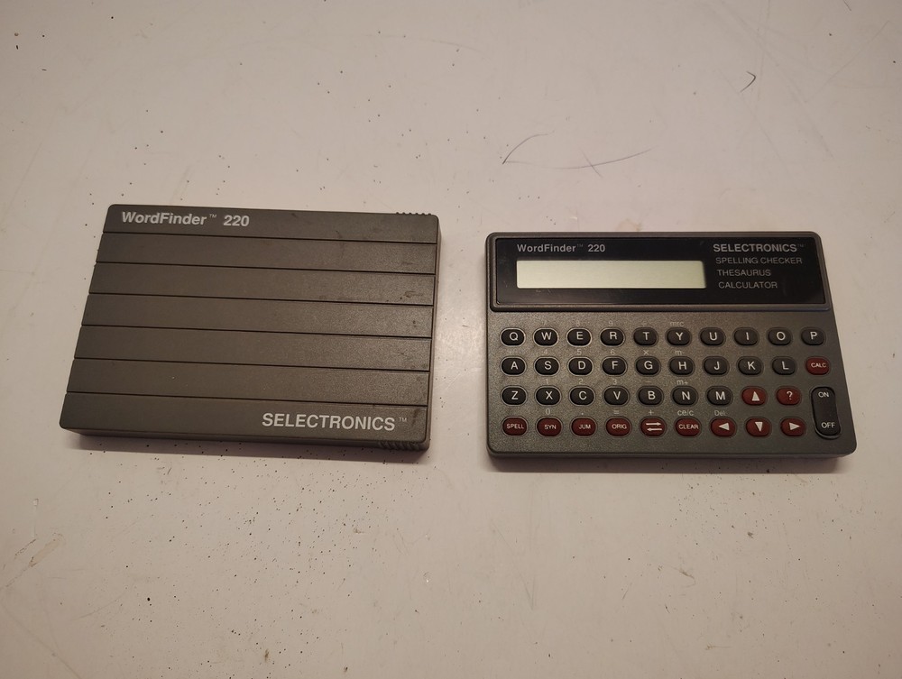 Vintage Word Finder 220 By Selectronics