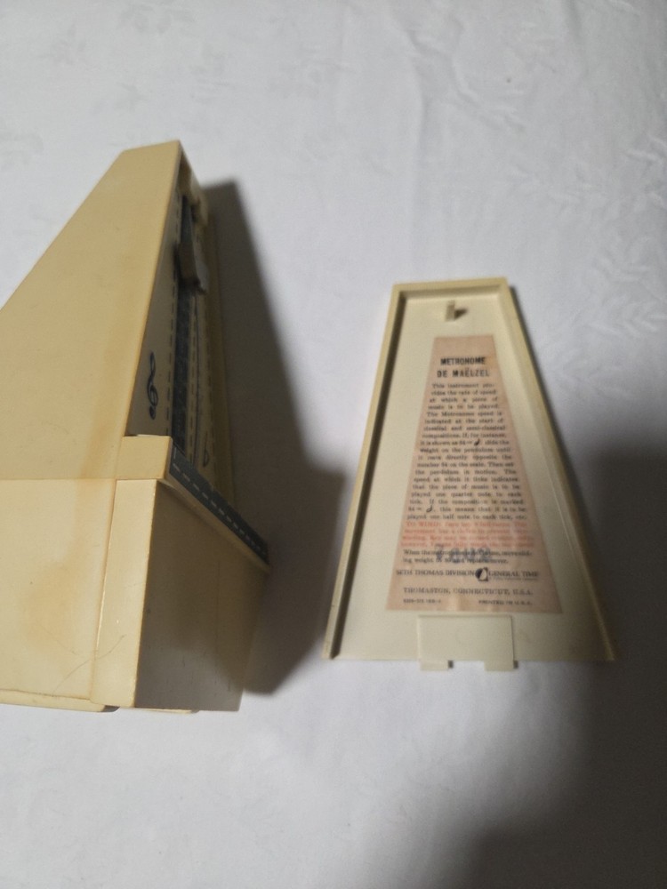 VintSeth Thomas De Maelzel Metronome Plastic 1118 Music Timer Adjustable Wind Up