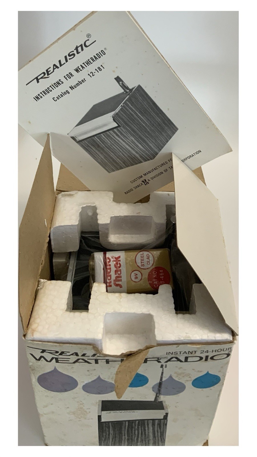 Realistic Radio Shack WeatheRadio Weather Radio 12-181 - NEW In Box