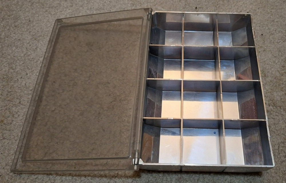 Carousel BEAD ORGANIZER from Discovery Kids