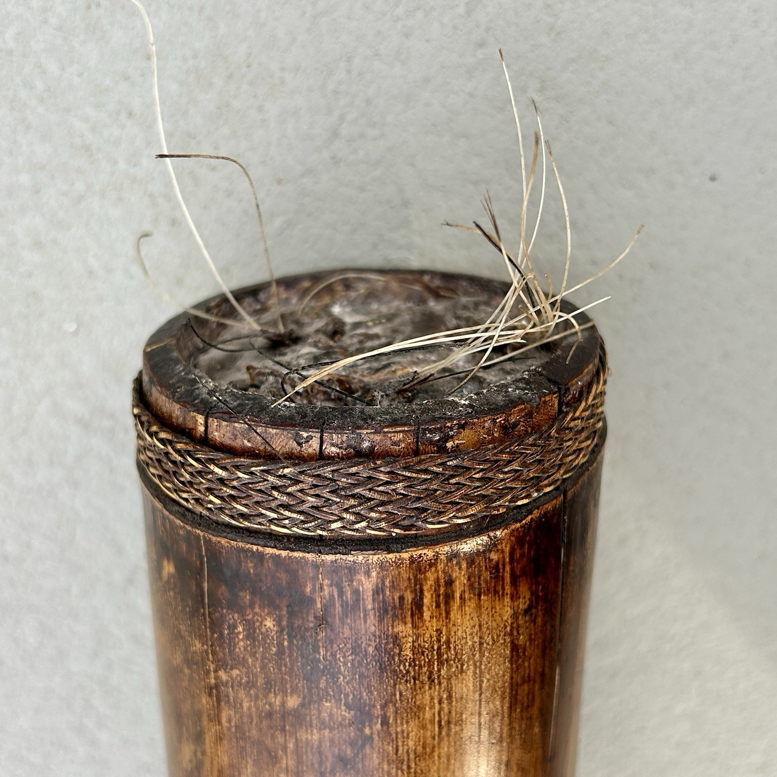 Borneo Dayak Bamboo Blowpipe Dart Quiver Tolor w/ 7 Darts Rattan 1960s Vintage