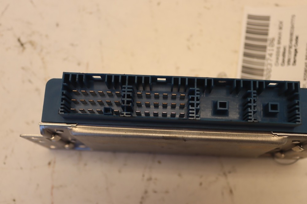 2013-2021 PETERBILT 579 BRAKE BENDIX ABS CONTROL MODULE UNIT K058045 OEM