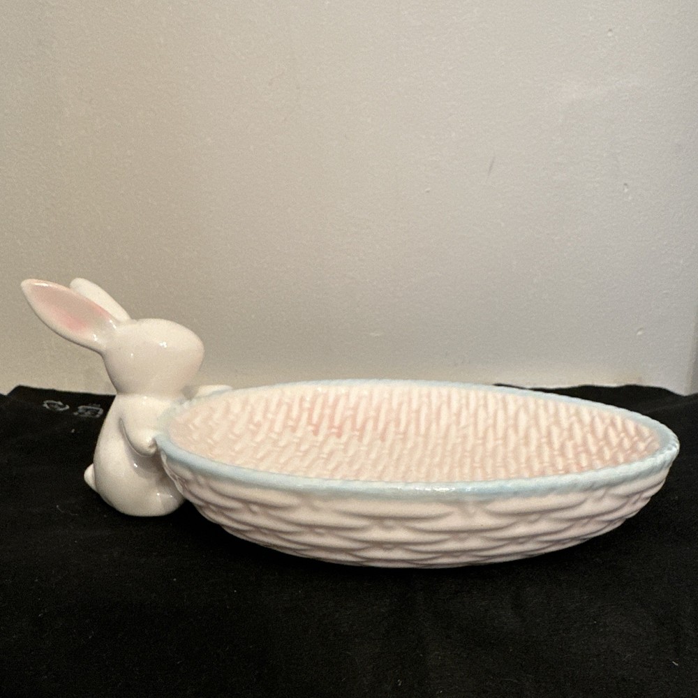 Pre-owned Bunny Shaped Candy Egg Dish