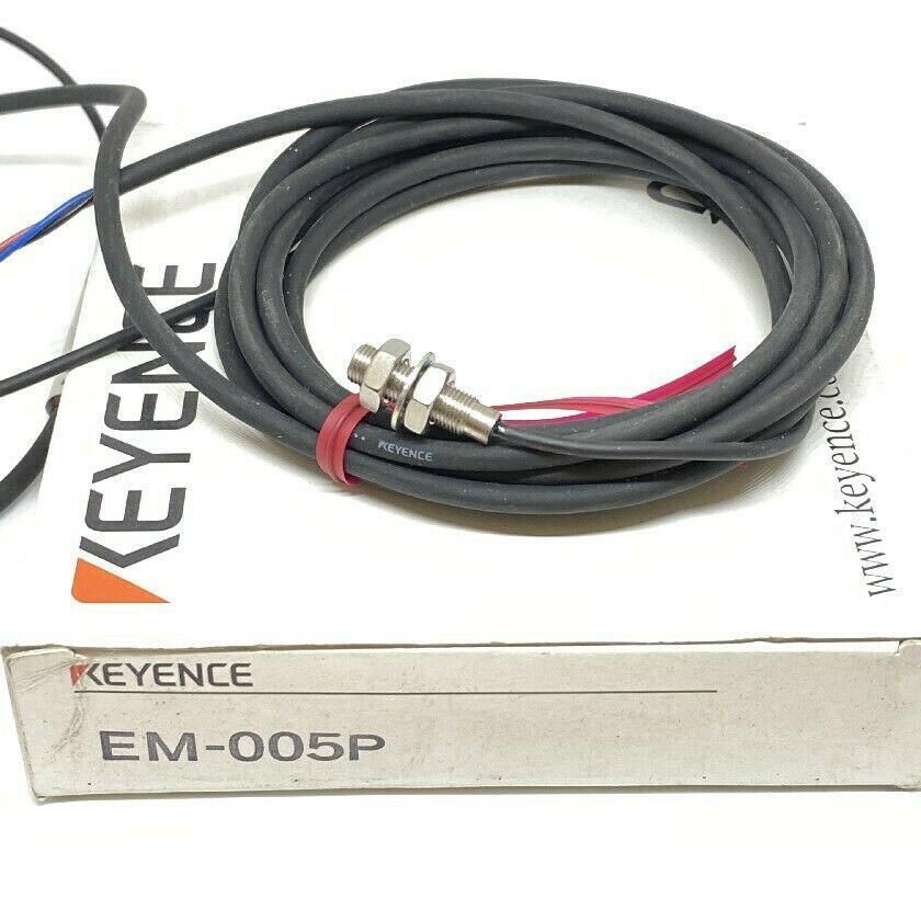For KEYENCE EM-005P Proximity Sensor New #