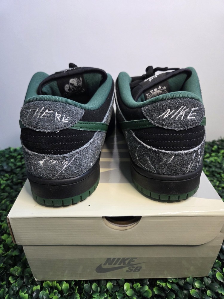 Nike SB Dunk Low "There Skateboards" Size 12