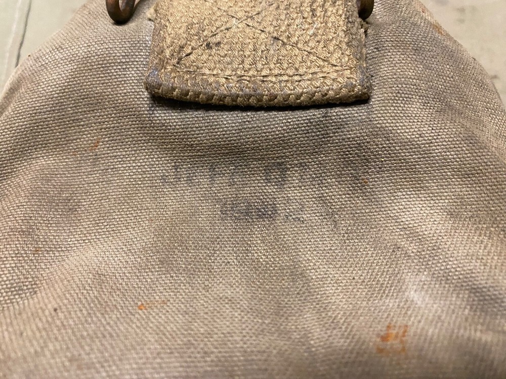 ORIGINAL WWII US ARMY M1942 CANTEEN CARRIER COVER