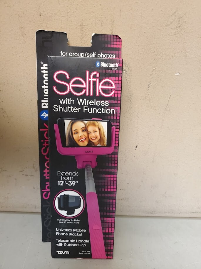 Selfie Stick with Wireless Shutter Function/AS SEEN ON TV/ Bluetooth Smart