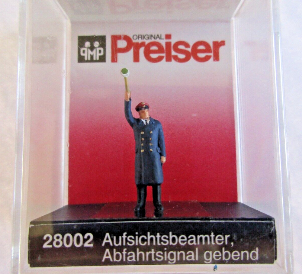 Preiser  HO - Platform Dispatcher  #28002