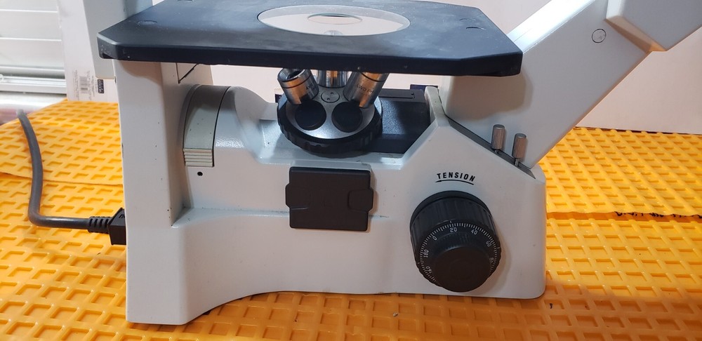 Motic AE31 Series Inverted Microscope with 3 Objectives