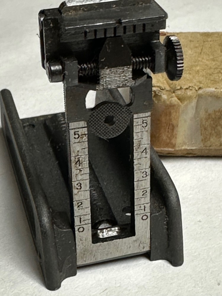 US GI LYMAN ADJUSTABLE SIGHT IN BOX.  NEW OLD STOCK.