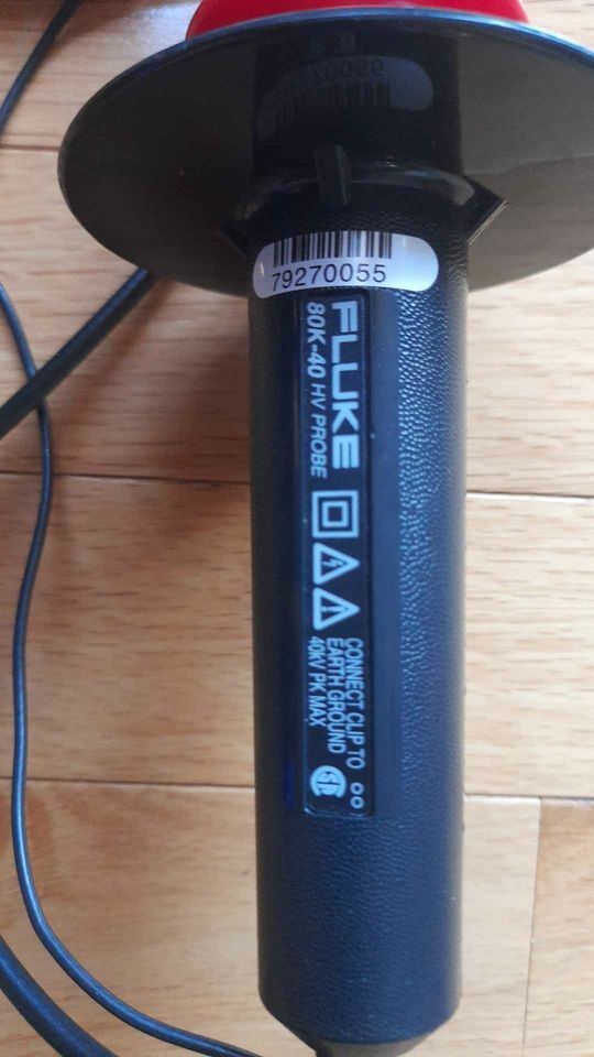 Fluke 80k-40 High Voltage Probe