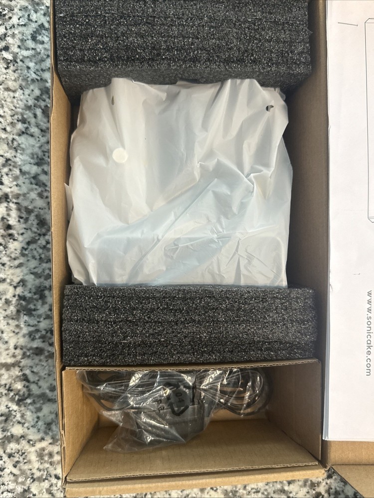 SONICAKE Matribox - Guitar Multi Effects Processor with Expression Pedal, Wit