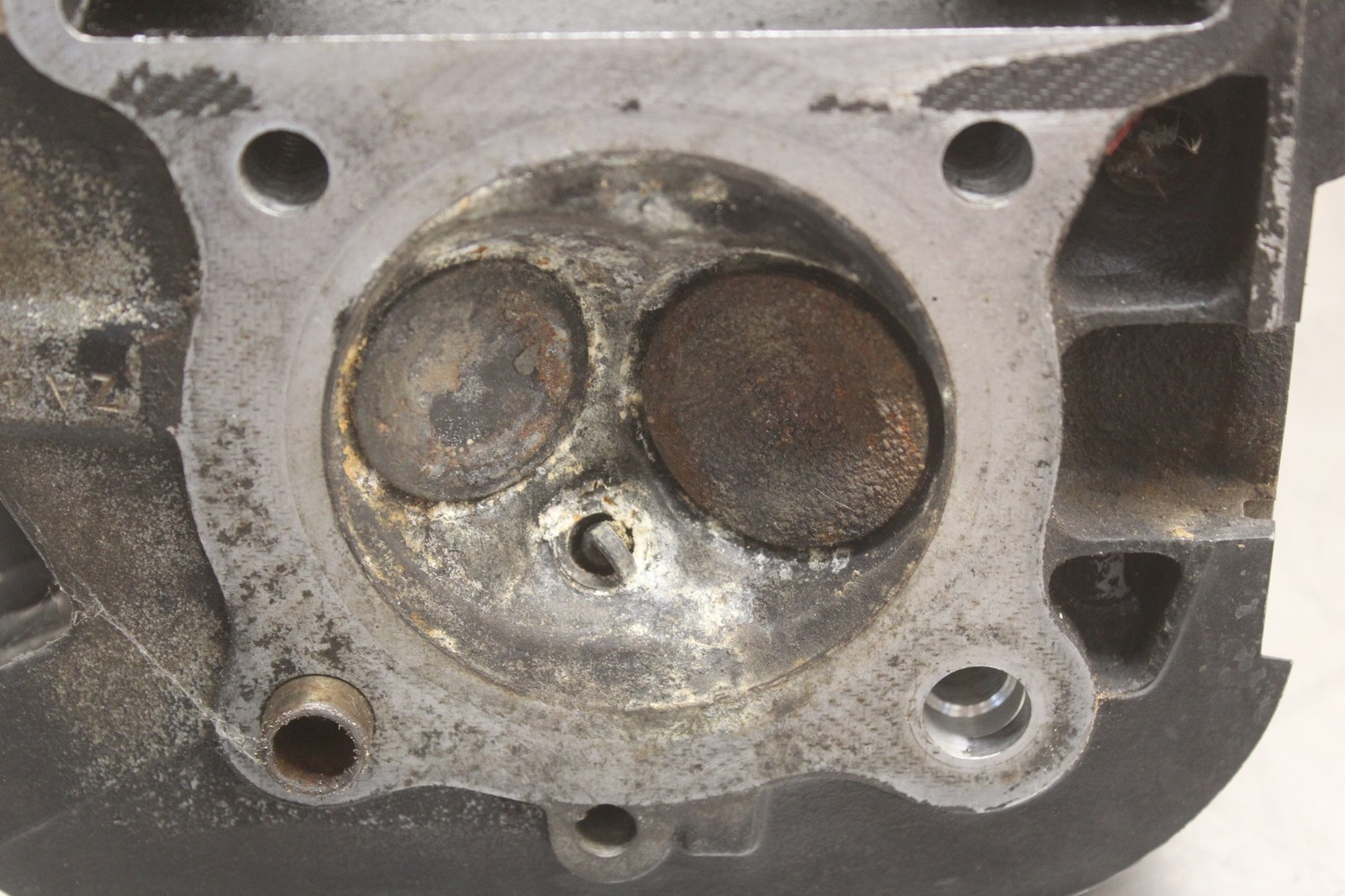 Yamaha XT250 ENGINE MOTOR CYLINDER HEAD XT250