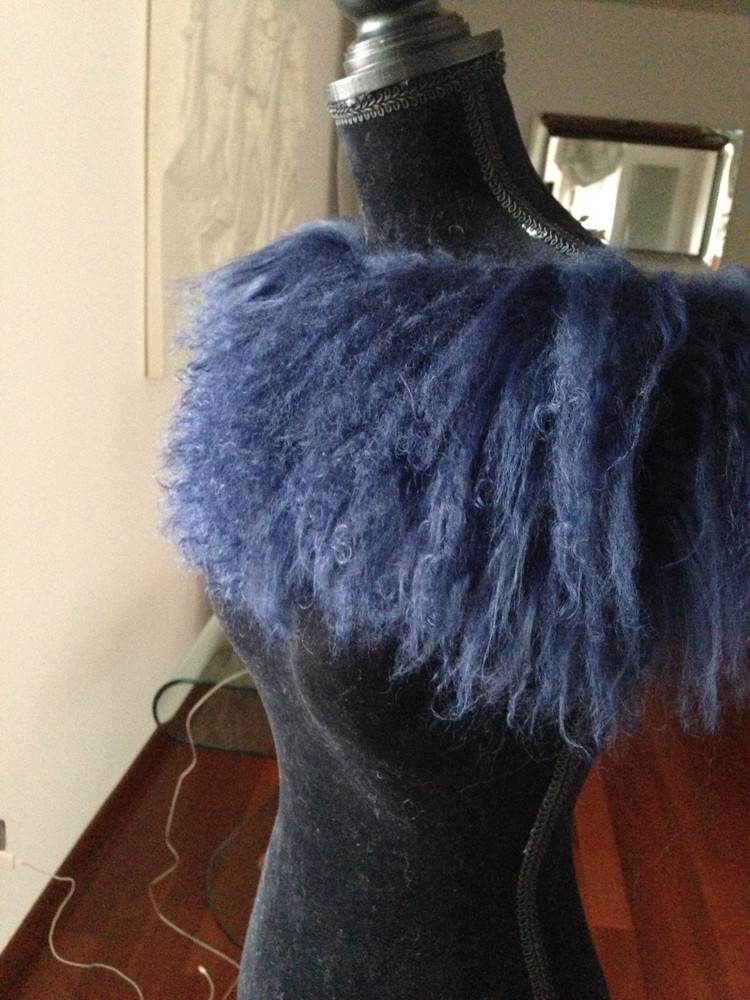 MONGOLIA PINKO SHOULDER COVERS