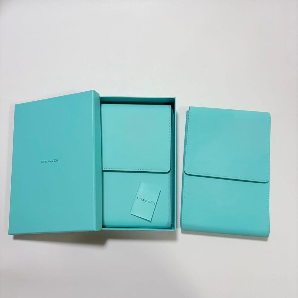 Authentic Tiffany necklace  cases No outer box 1 set shipd from japan