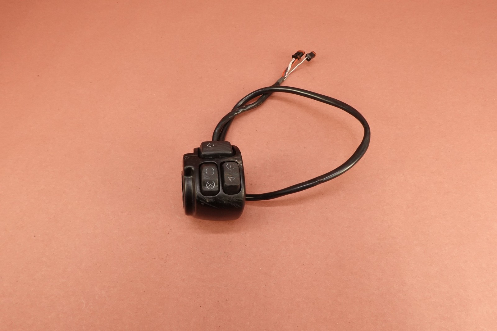 2018-2024 Harley Davidson Street Bob FXBBS Right Control Start Stop Switch