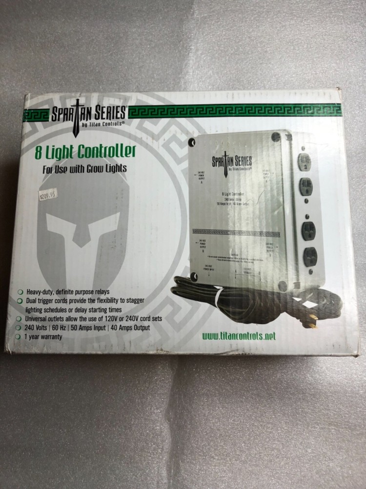 702899 Titan Controls Spartan Series 8 Light Controller 240V -Timer Control NEW