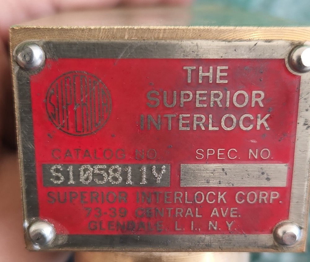 *PREOWNED* Superior Interlock S105811Y Flat Mounted Key Interlock 5/8" ||🇺🇸