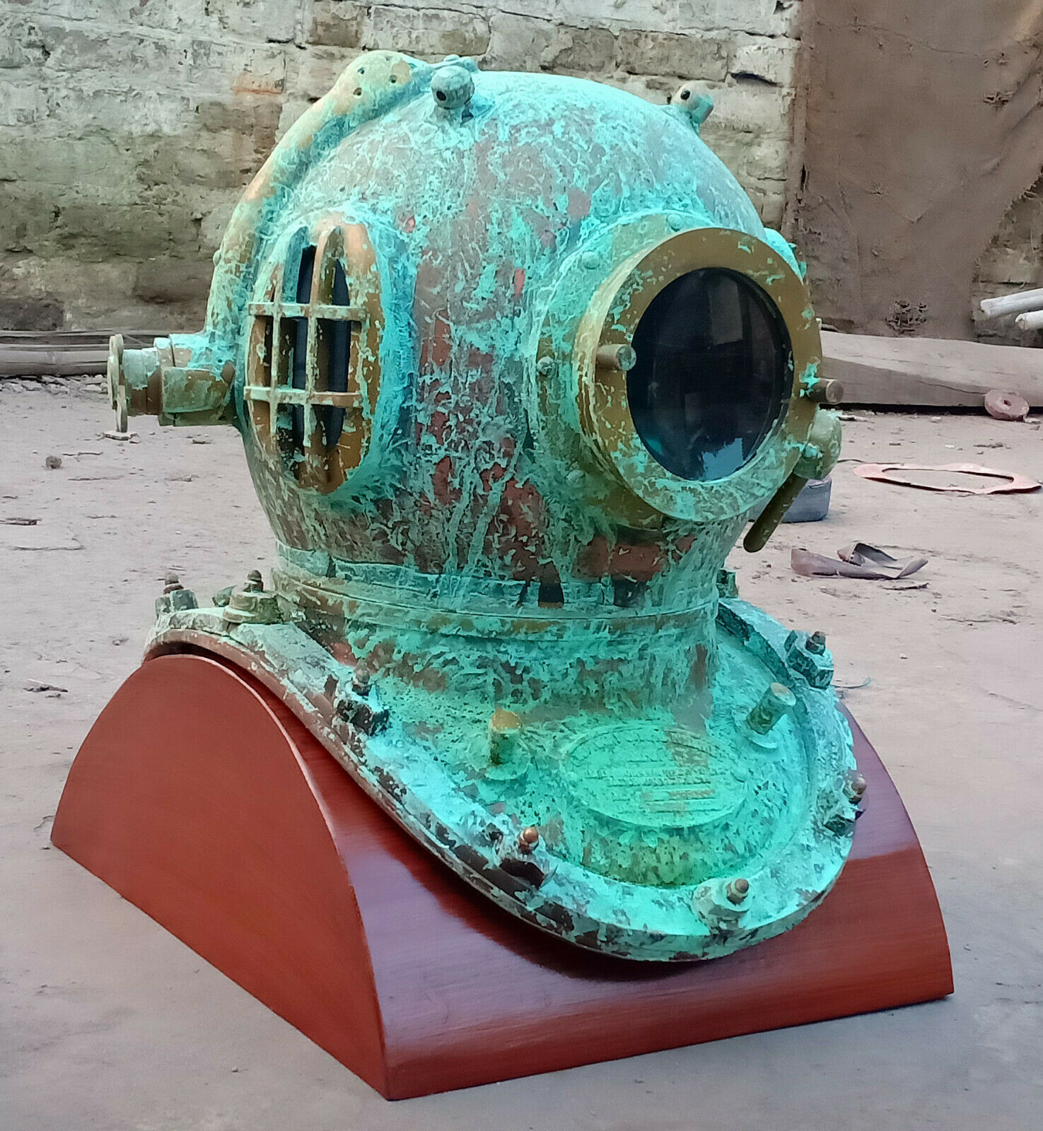 Antique Rare Diving Divers Helmet Mark V US Navy Marine Deep Sea Divers Helmet