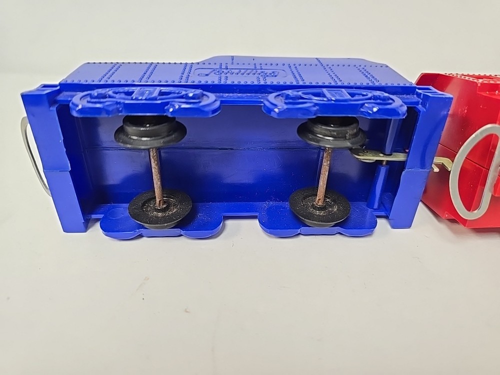 SCHILLING ELECTRIC 4 PIECE PLASTIC TRAIN SET BOXED AS IS UNTESTED READ