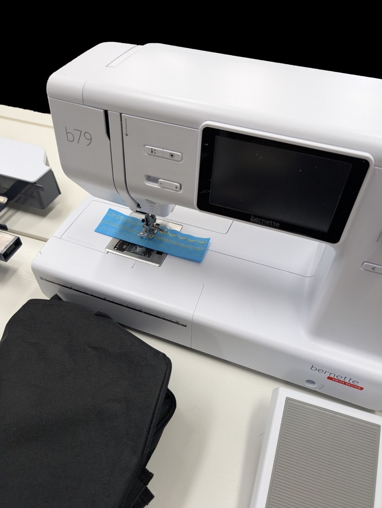 Bernette B79 ewing/Quilting/Embroidery Machine