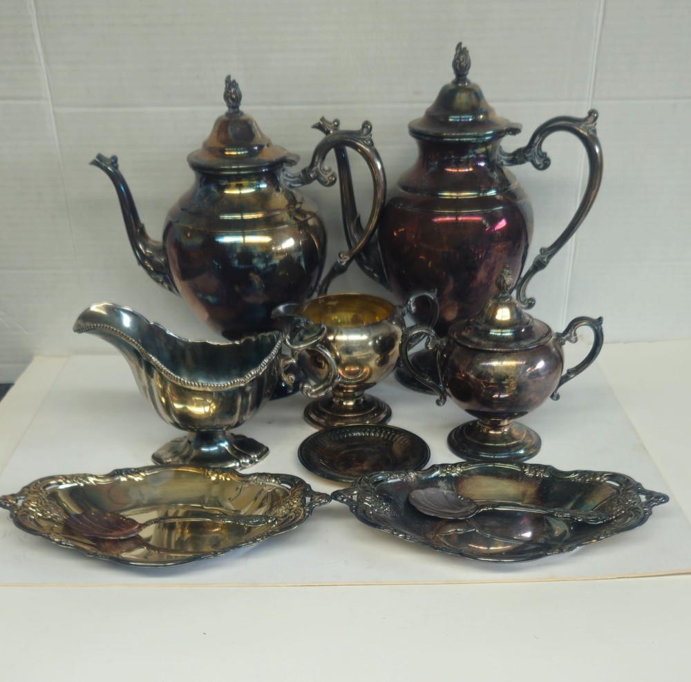 Vintage Wm. Rogers Silverplated Tea Service