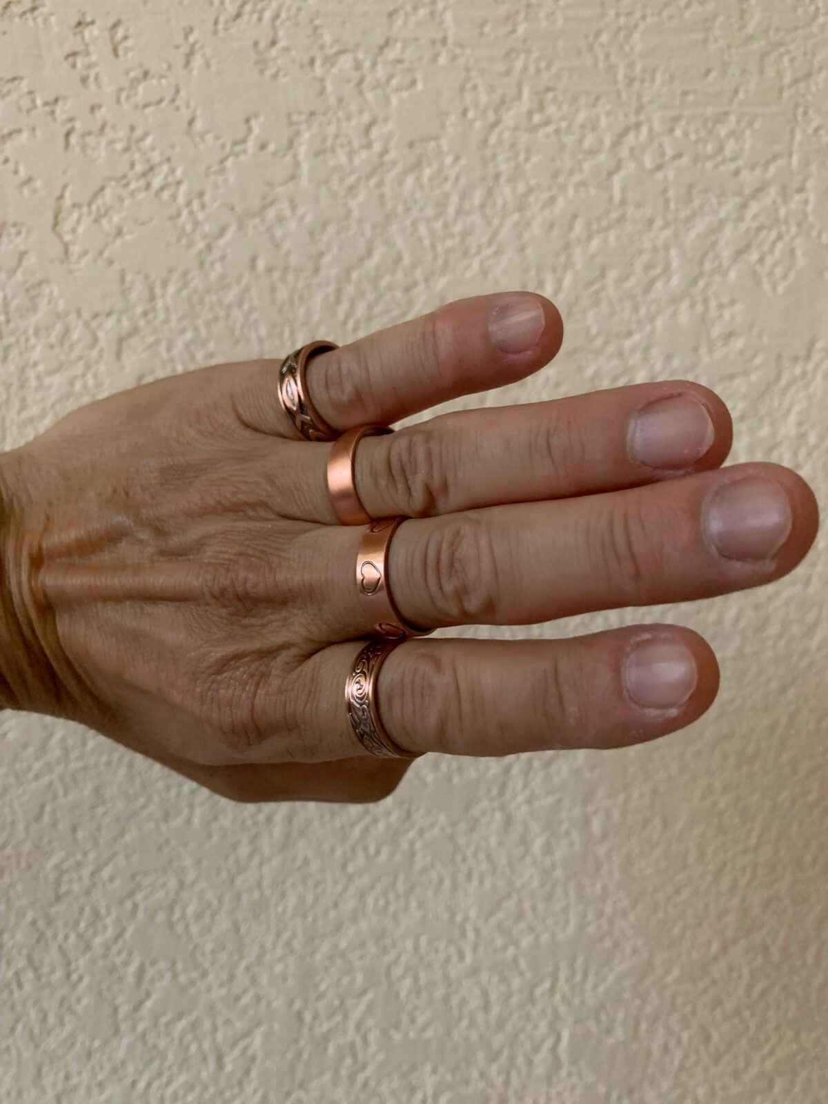 Elegant Pure Copper Ring Arthritis Pain Relief Joint Pain Max Magnets Men Women