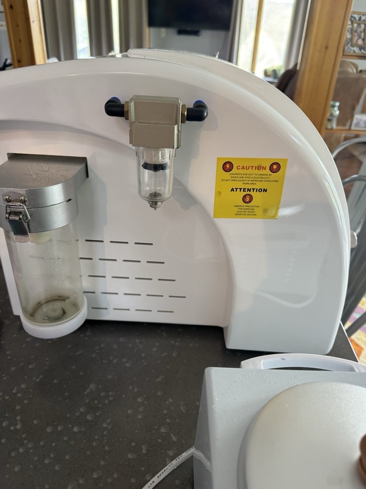 Hydra Skin Refiner Multi-Function Facial Machine Vacuum Extractor Adjustable
