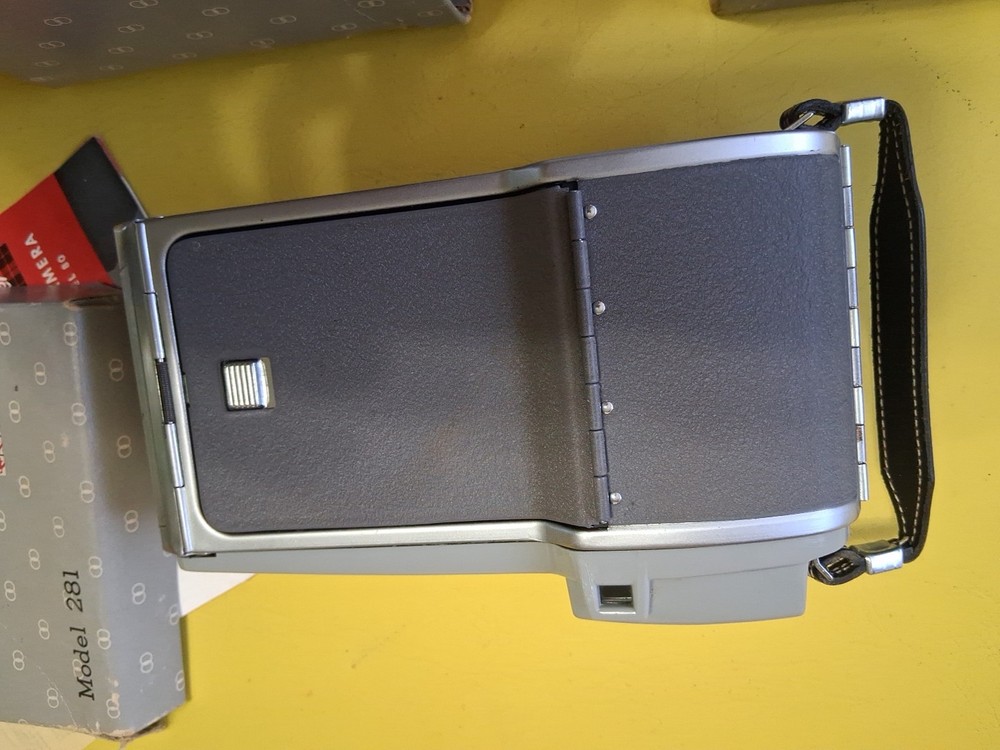 Polaroid Land Camera Model 80 w Box & Instructions (Plus Two 281 Flash Guns)