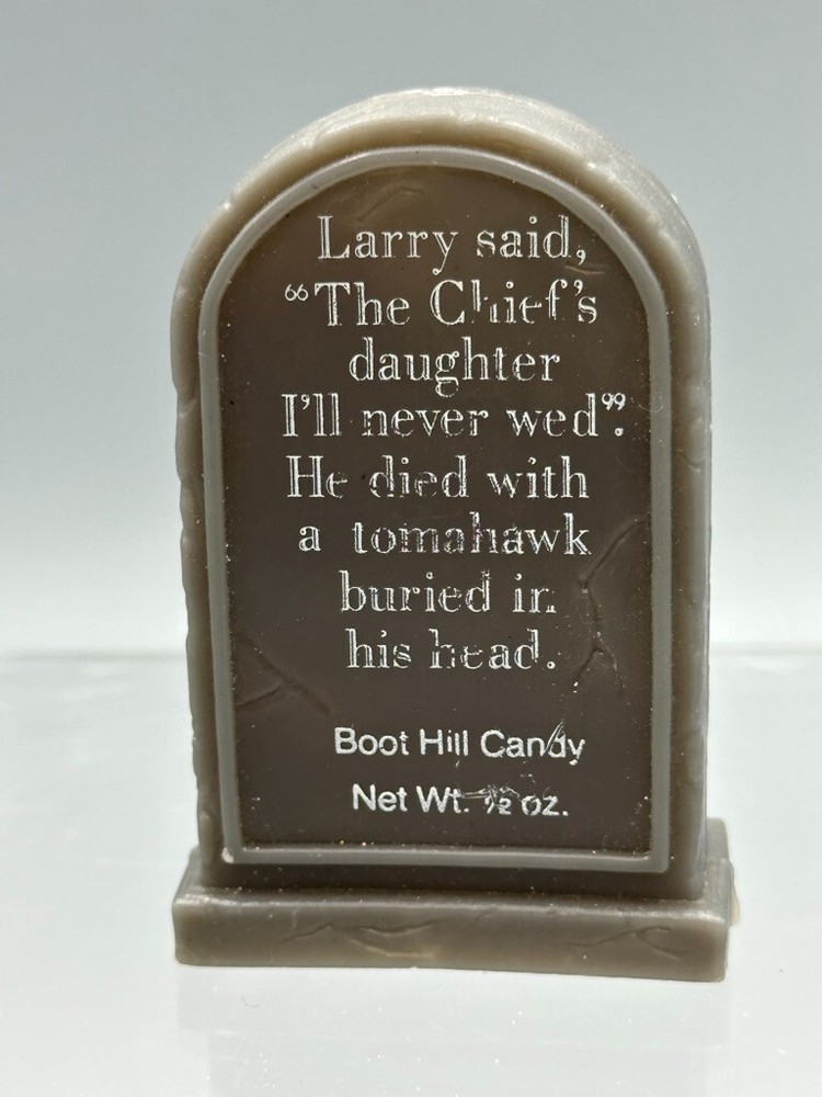 1983 FULL Leaf BOOT HILL CANDY Container HALLOWEEN TOMBSTONE Vintage TOMAHAWK