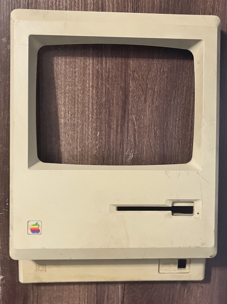 Macintosh 128k/512k Front Case Bezel